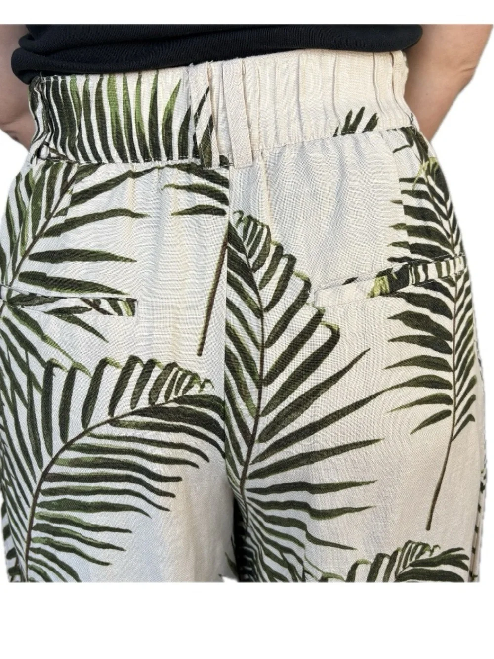 H&M High-Waisted Tropical Culottes Wide Leg Palm Print Pants - Size 8